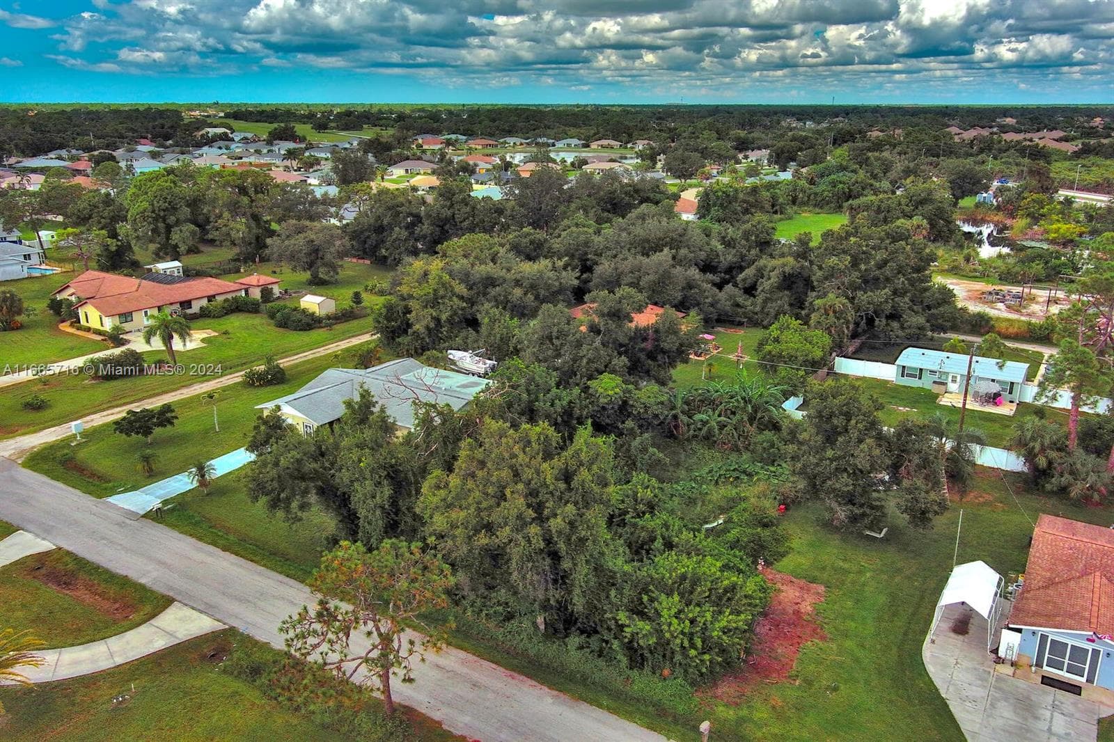 1 Gillespie St, Englewood FL 34223