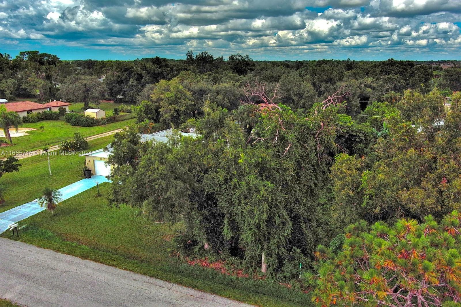 1 Gillespie St, Englewood FL 34223