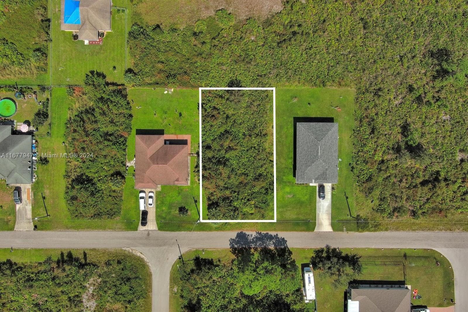 2912 61st St W, Lehigh Acres FL 33971