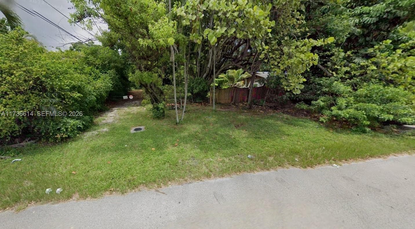 2361 SW 45th St, Dania Beach FL 33312