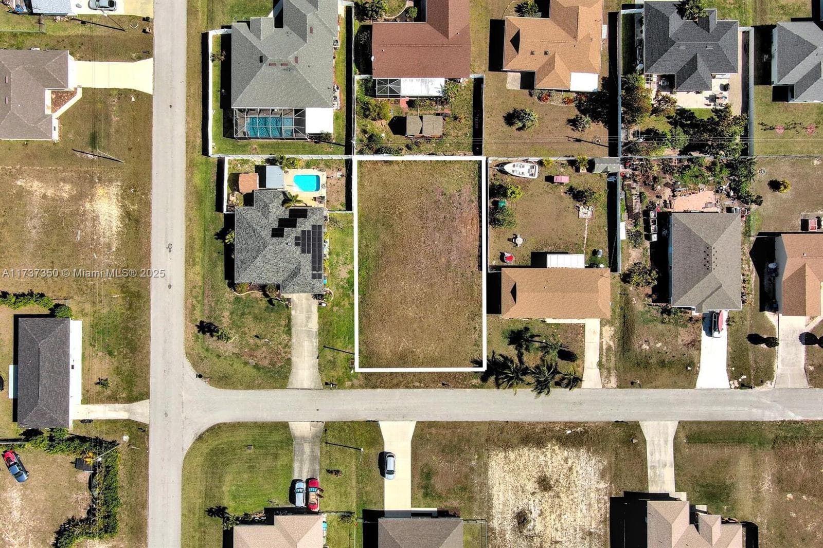2013 NE 18th Ave, Cape Coral FL 33909