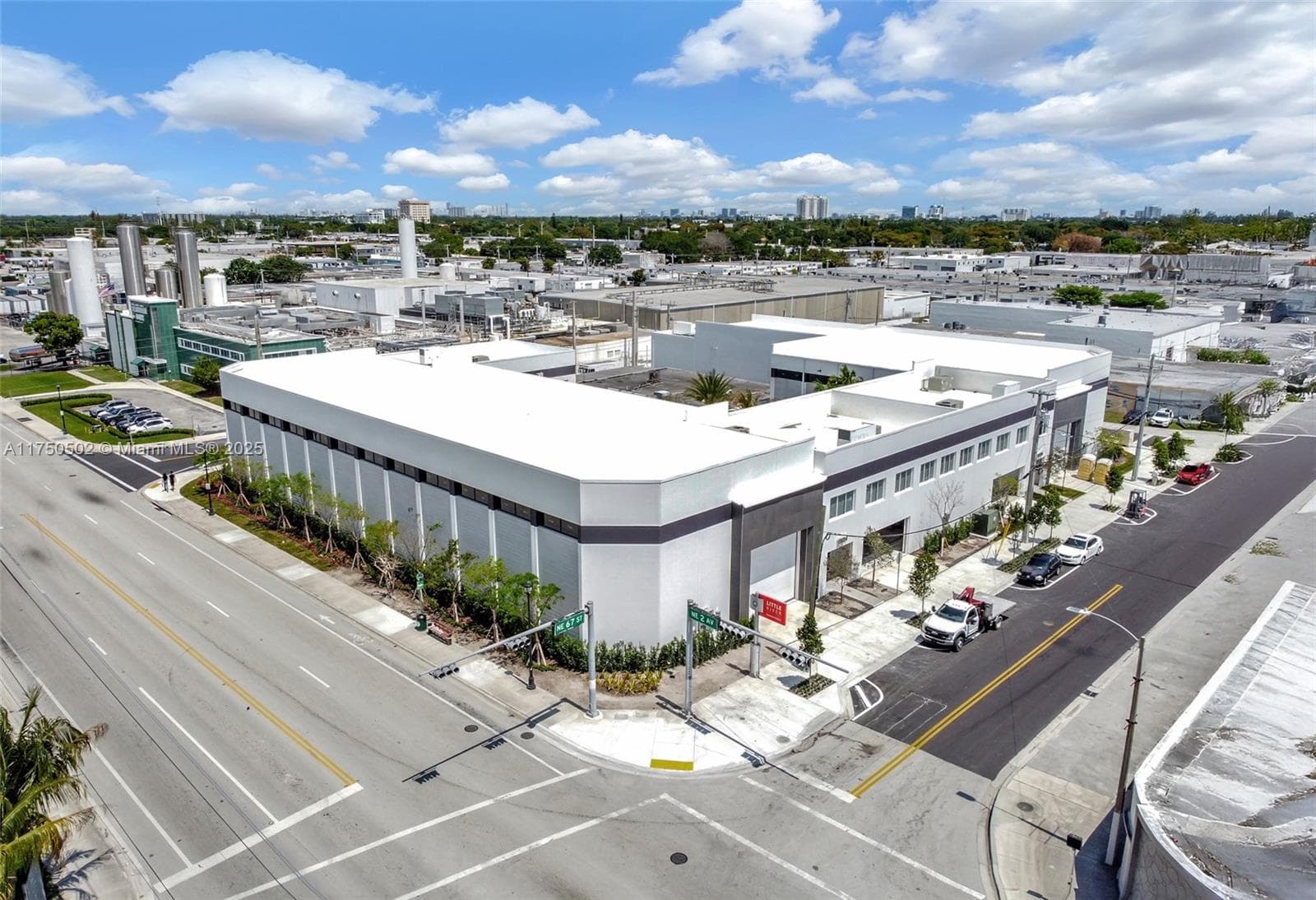 221 NE 67th St # 2, Miami FL 33138