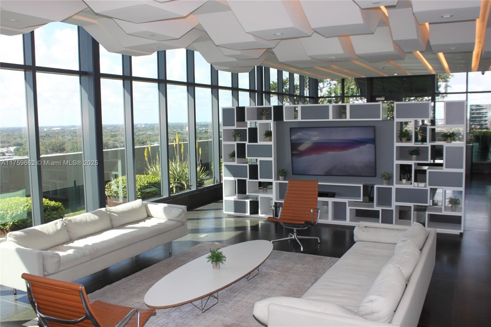 19790 W Dixie Hwy # 403, Aventura FL 33180