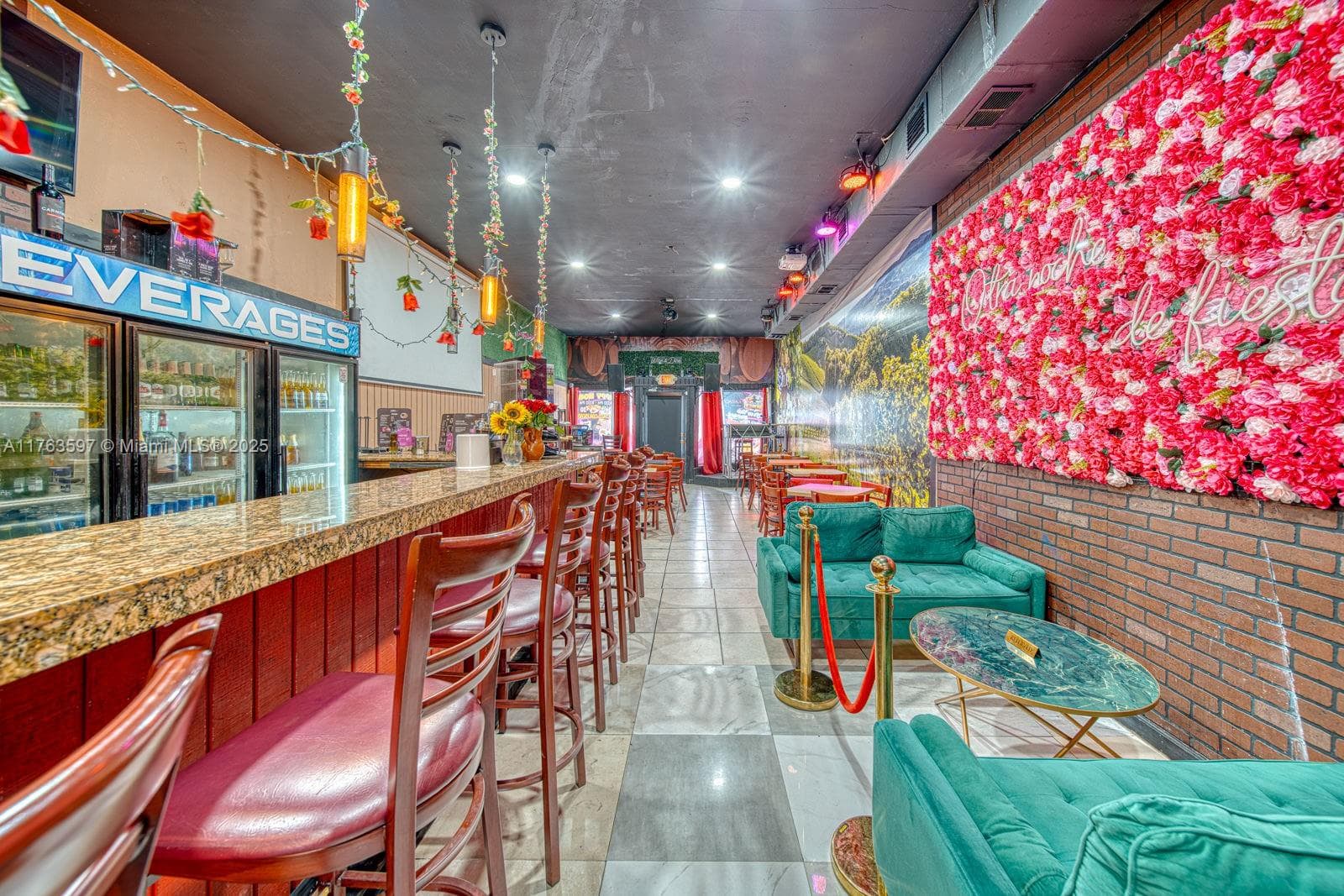 HIGHLY PROFITABLE Restaurant-Bar For Sale on 8th St, Miami FL 33144