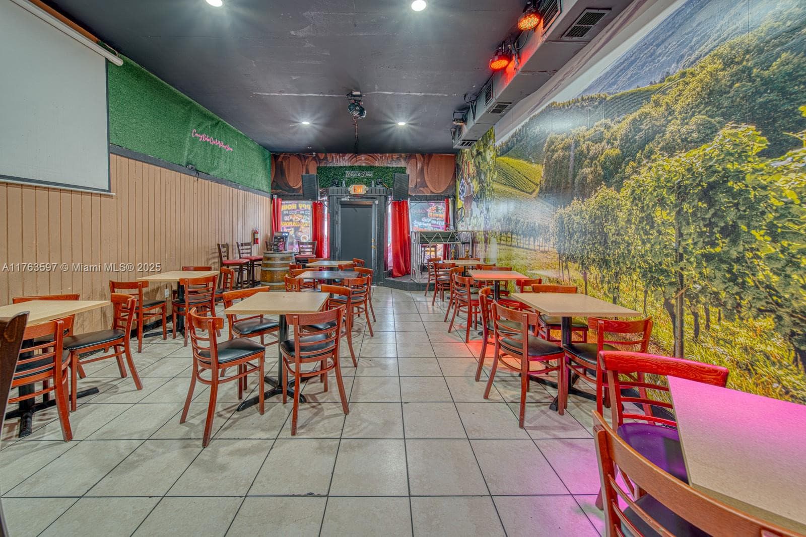 HIGHLY PROFITABLE Restaurant-Bar For Sale on 8th St, Miami FL 33144