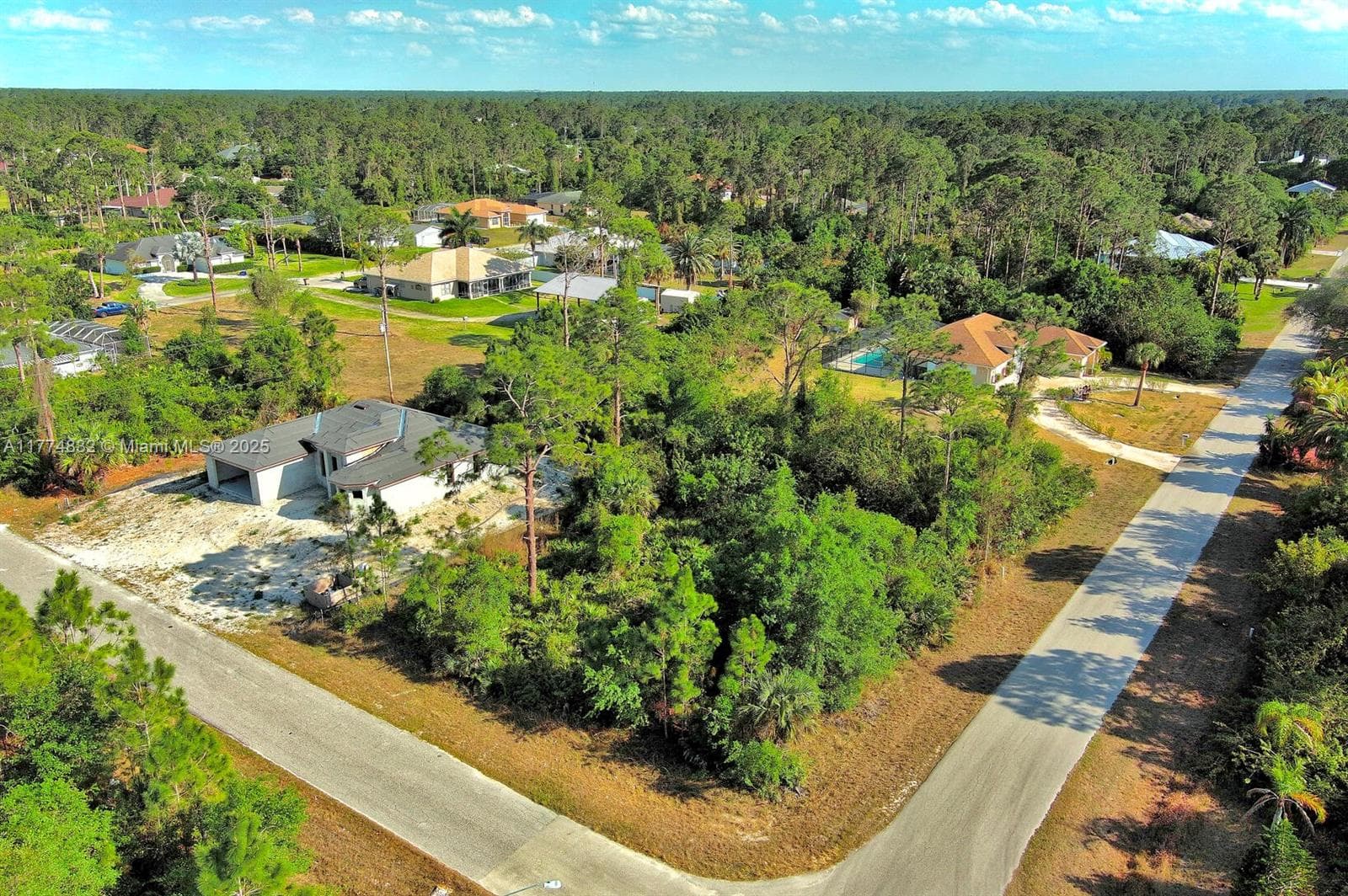 2500 E 9th St, Lehigh Acres FL 33936