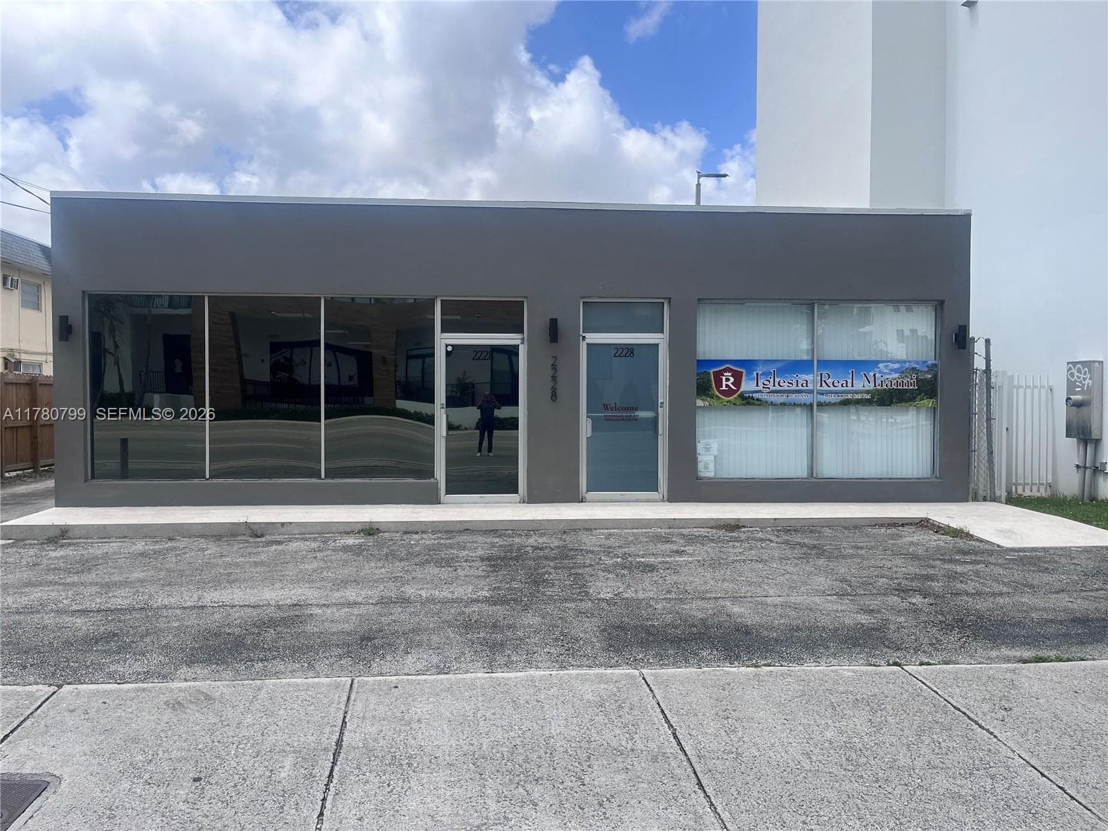 2228 SW 67th Ave, Miami FL 33155
