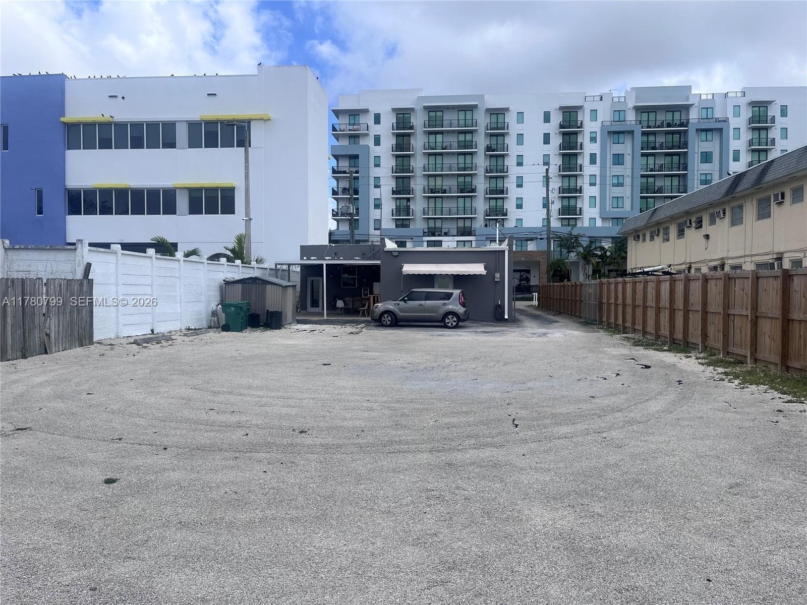 2228 SW 67th Ave, Miami FL 33155