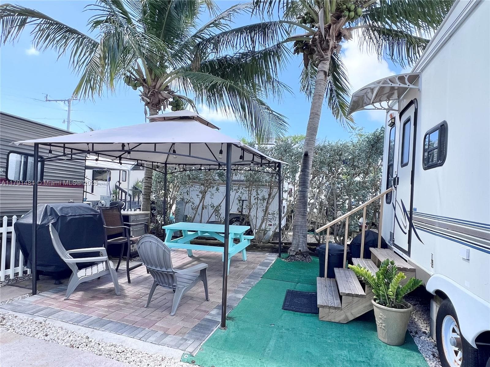 325 Calusa St #5, Key Largo FL 33037