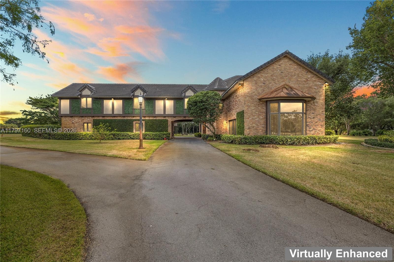 8700 Surrey Ln, Boca Raton FL 33496