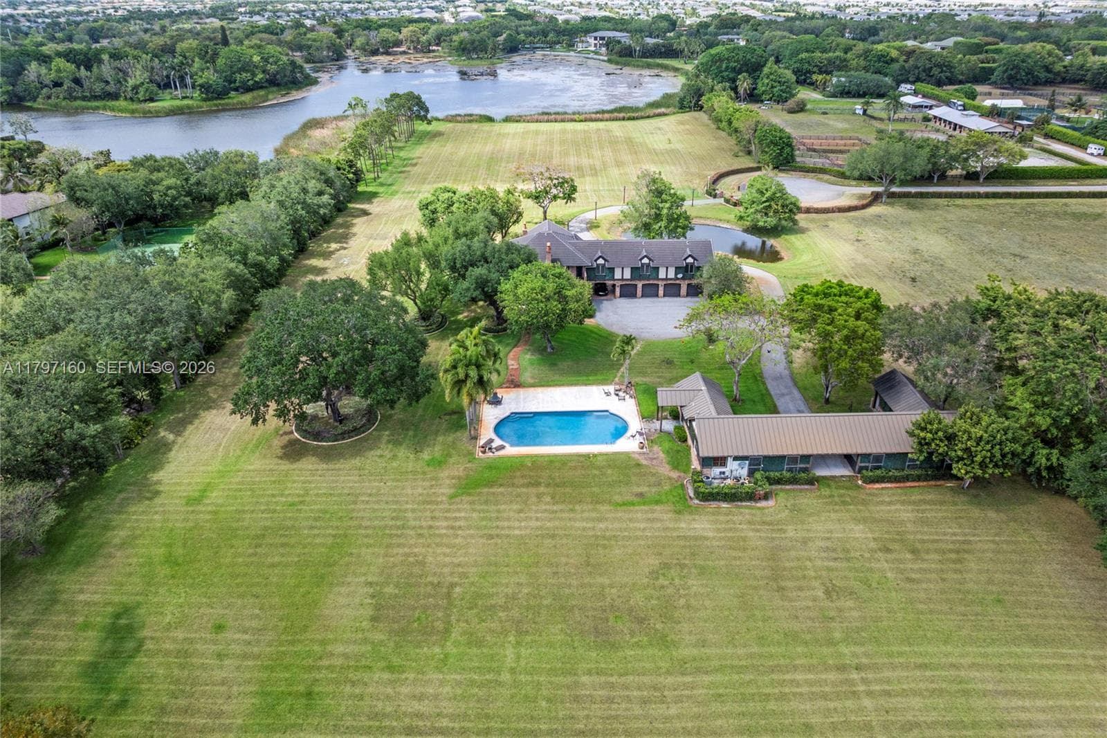 8700 Surrey Ln, Boca Raton FL 33496