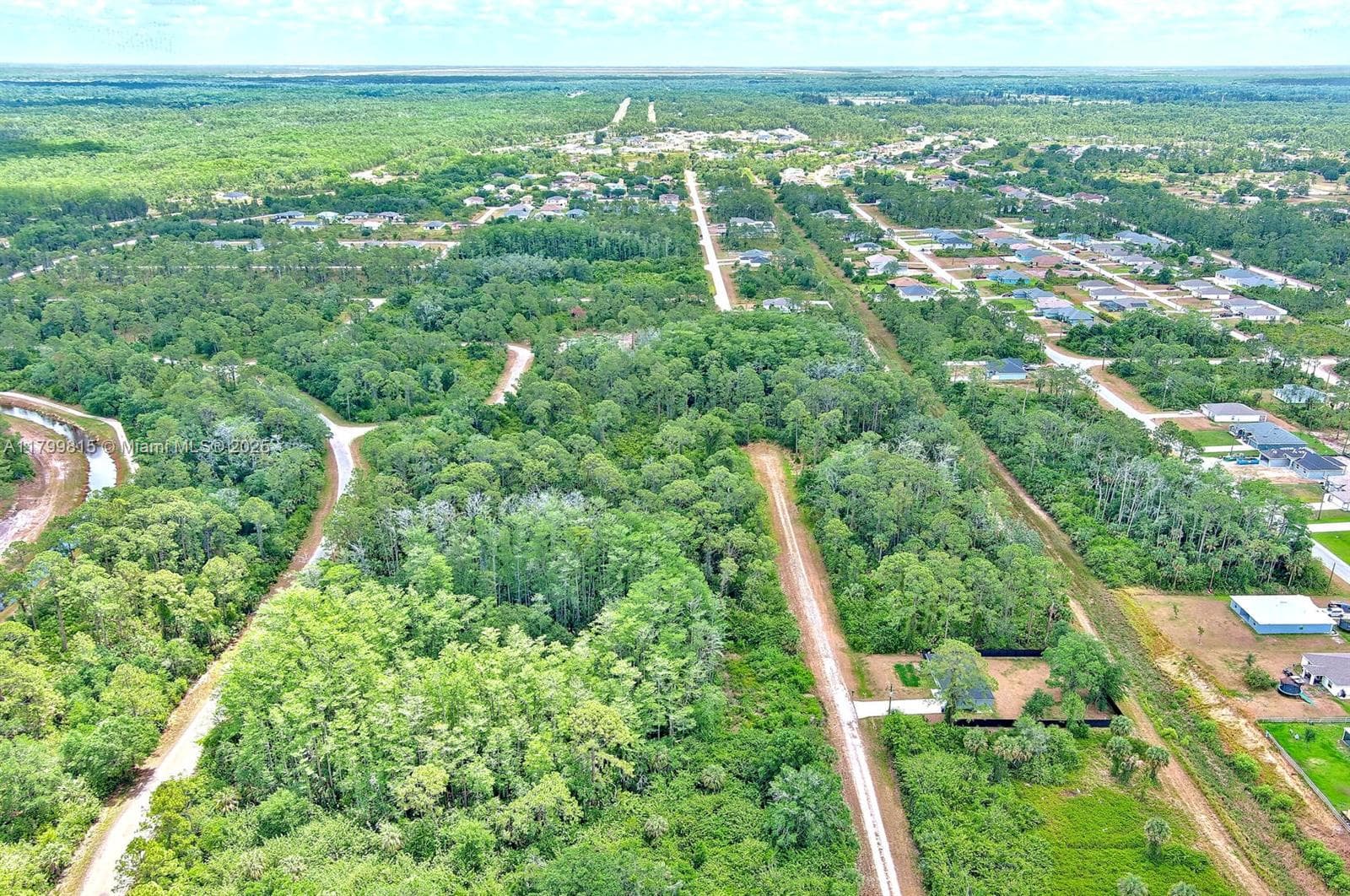520 Woodman Dr, Lehigh Acres FL 33972