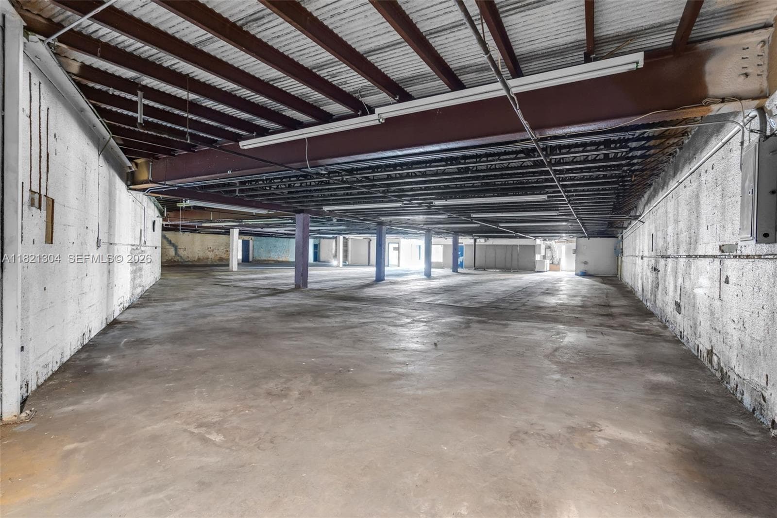 7361 NW 78th St, Medley FL 33166
