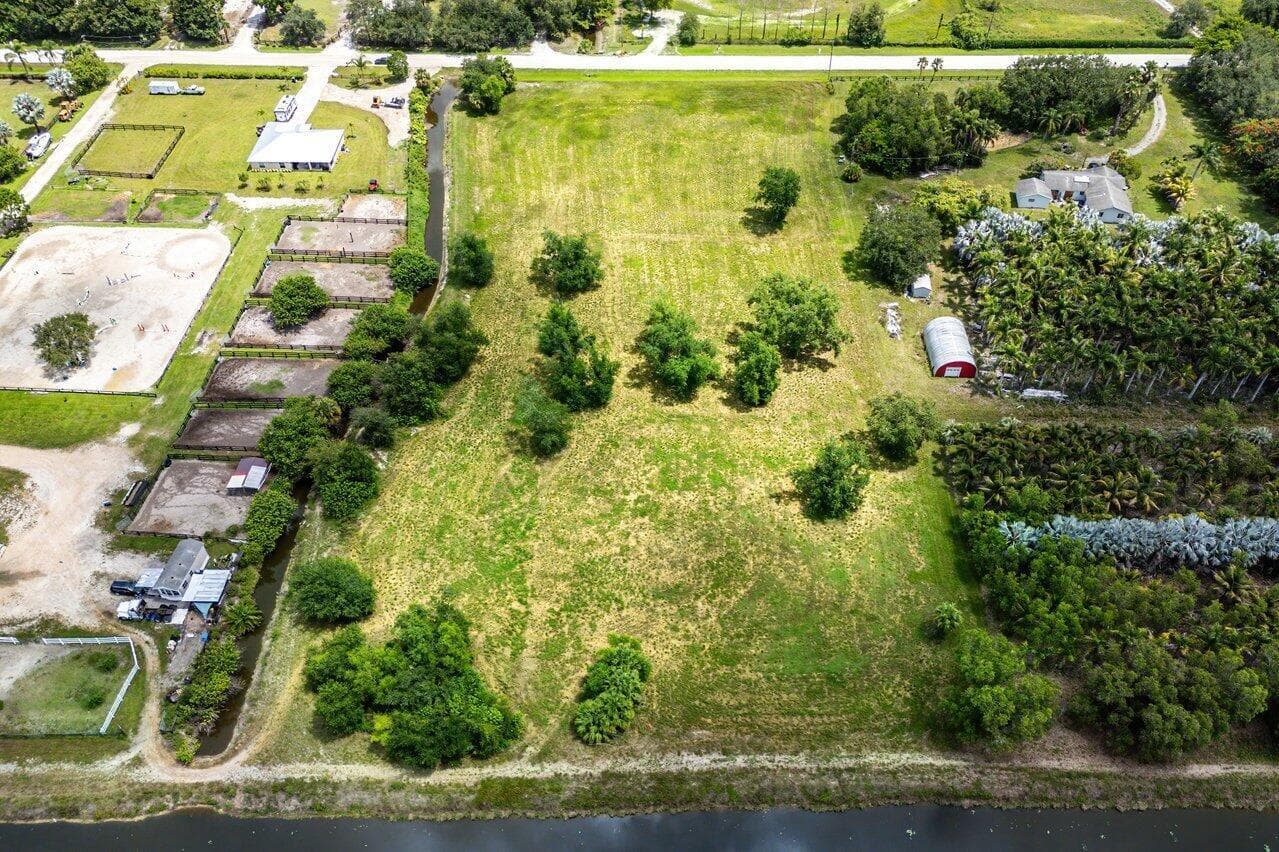 011-16526HollowTreeLane-Wellington-FL-33