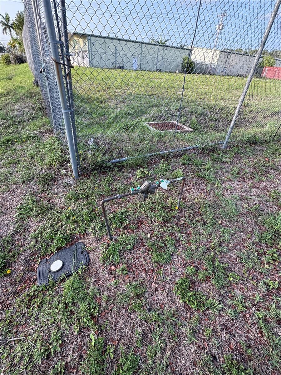2513 NE 9th Ave, Cape Coral FL 33909