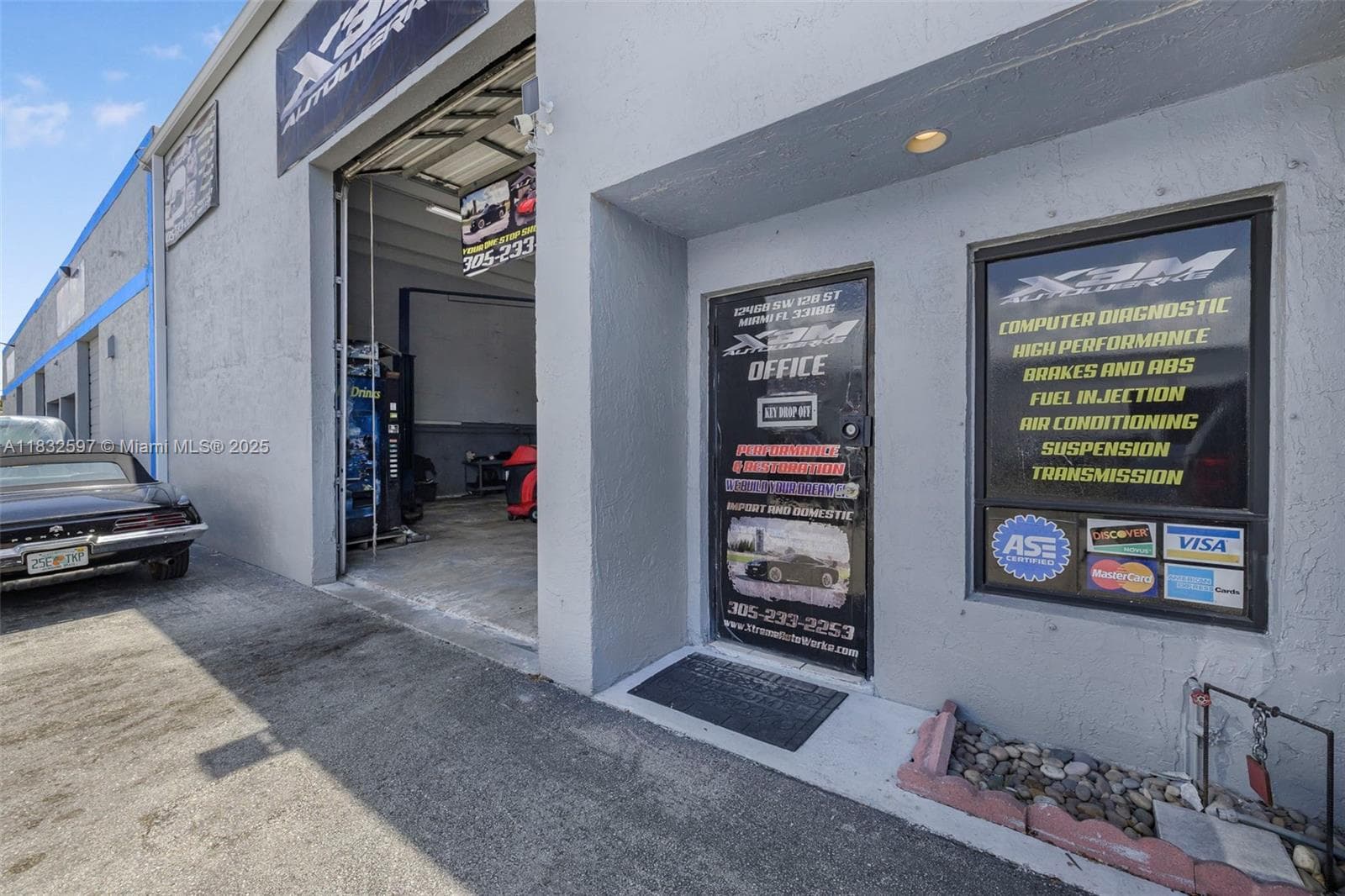 Mechanic Shop For Sale Near Tamiami Airport, Kendall FL 33186