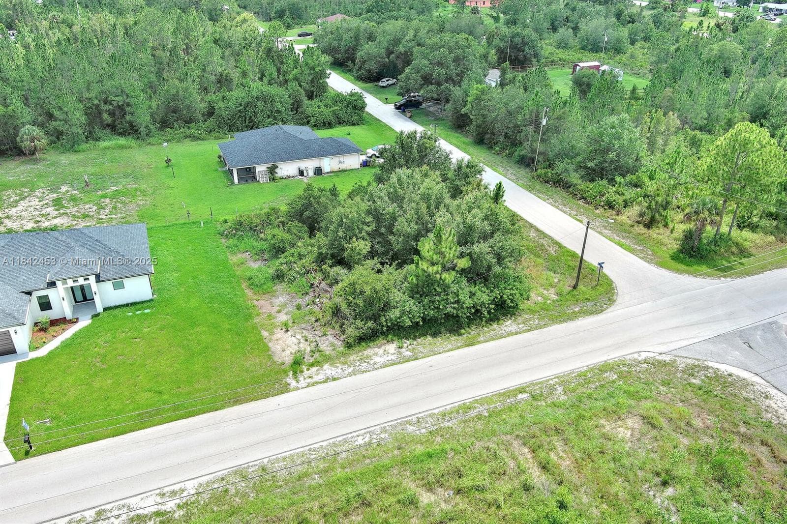 2500 E 10th St, Lehigh Acres FL 33936