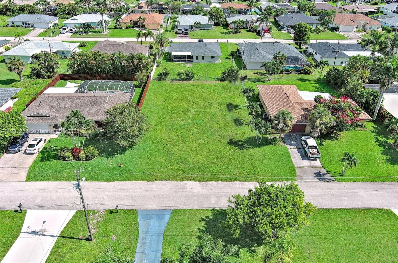 225 SW 46TH TER, Cape Coral FL 33914