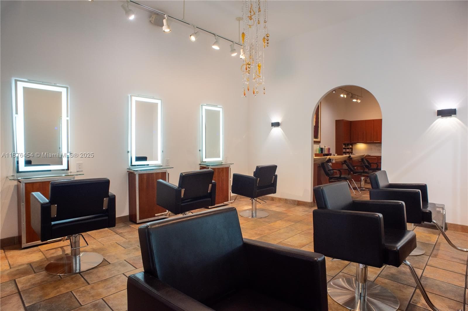 345 MIRACLE MILE, Coral Gables FL 33134