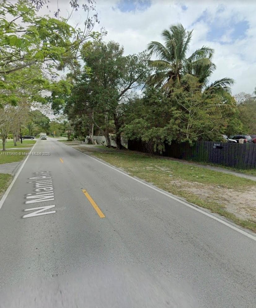 15505 N Miami Ave, Miami FL 33169