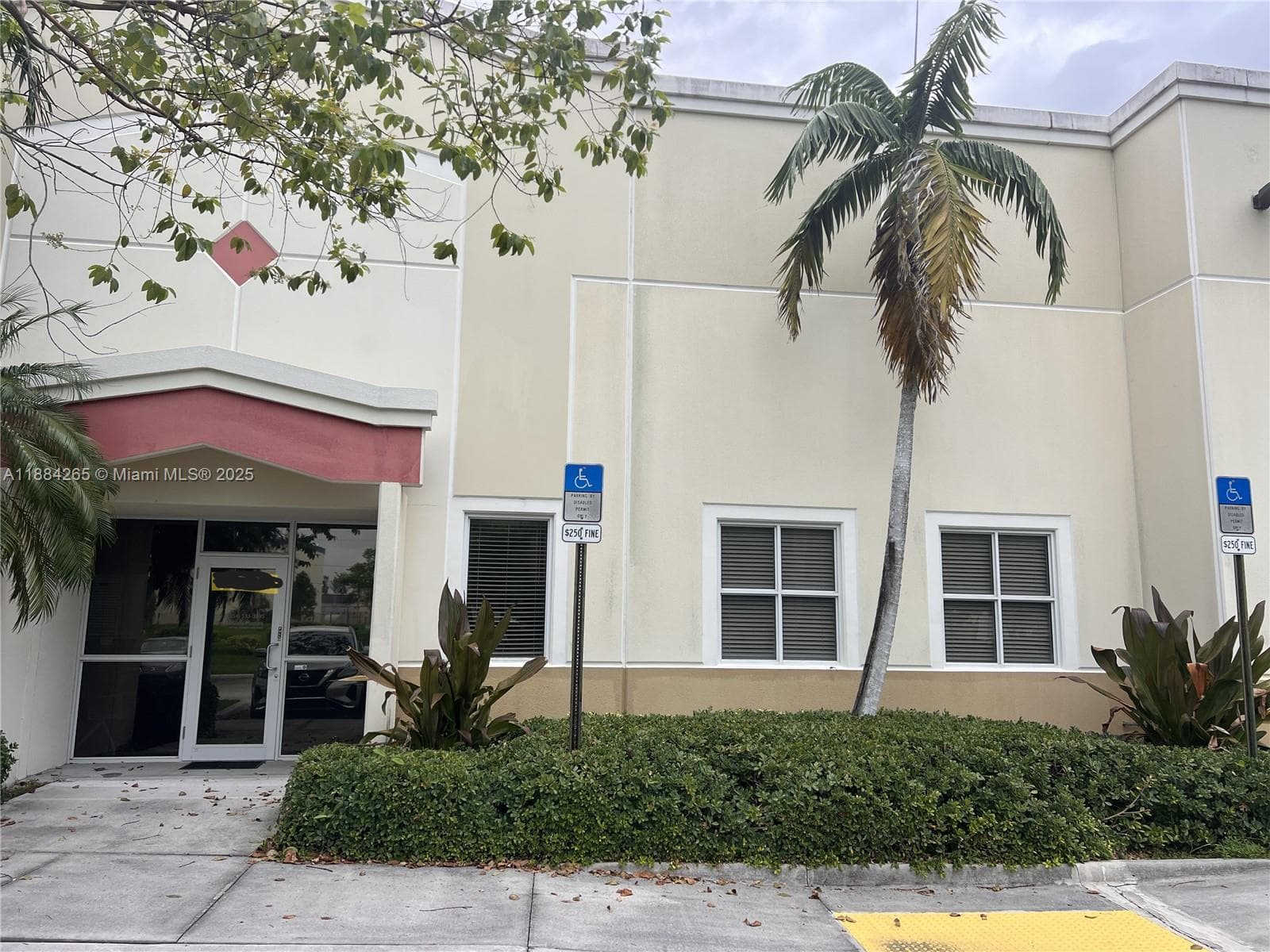 Sunrise, FL, 33323
