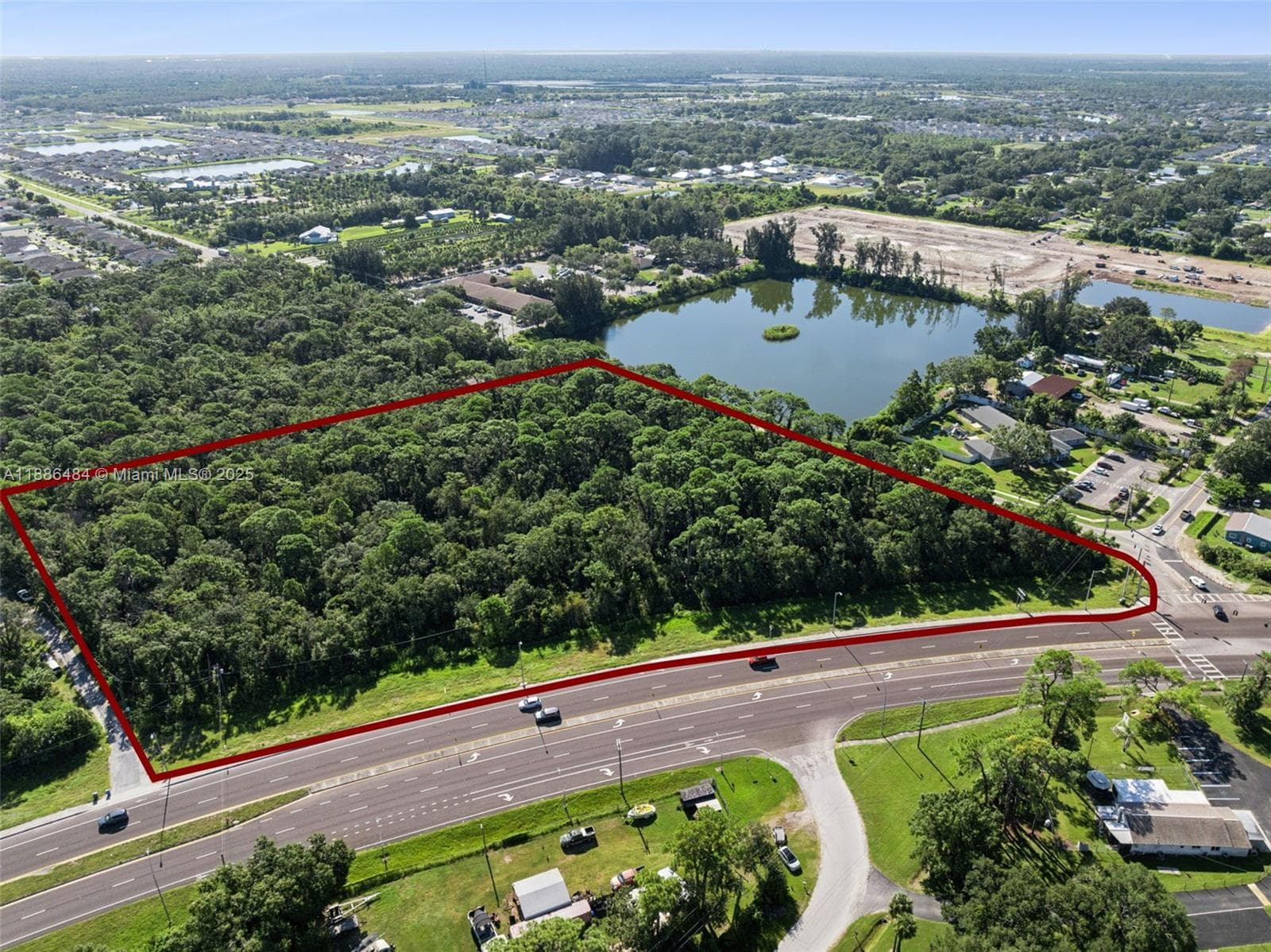 US Hwy 41, Other City - In The State Of Florida FL 33570