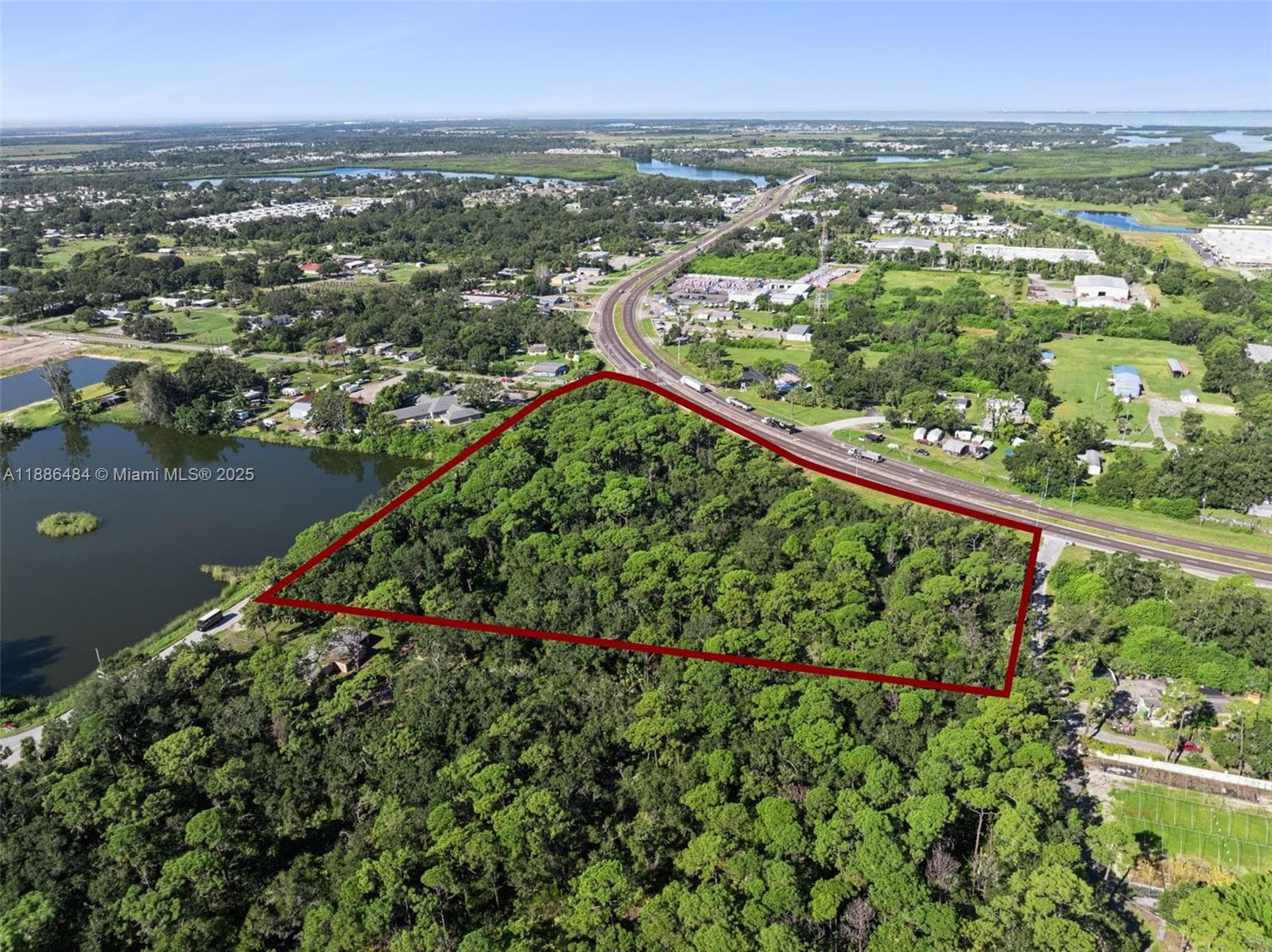 US Hwy 41, Other City - In The State Of Florida FL 33570