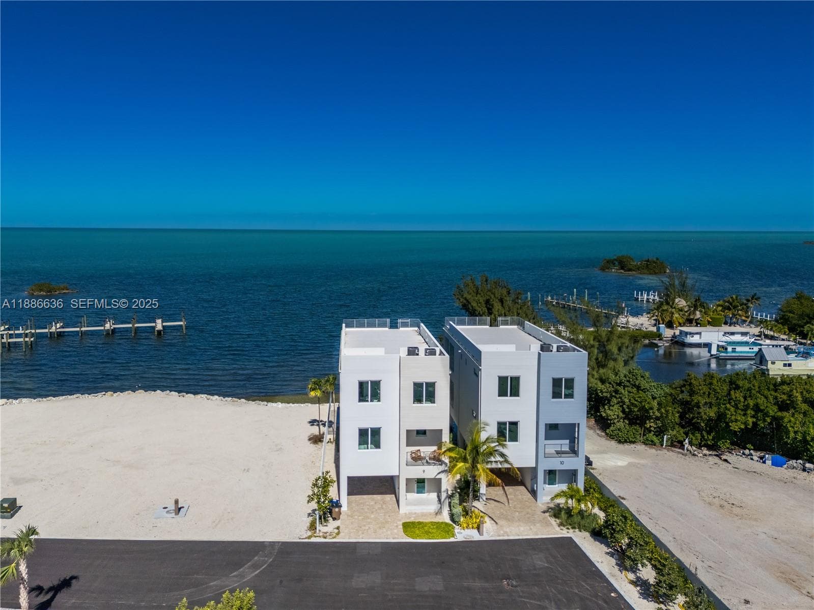 990 41st Gulf Street 8, Other City - In The State Of Florida FL 33050