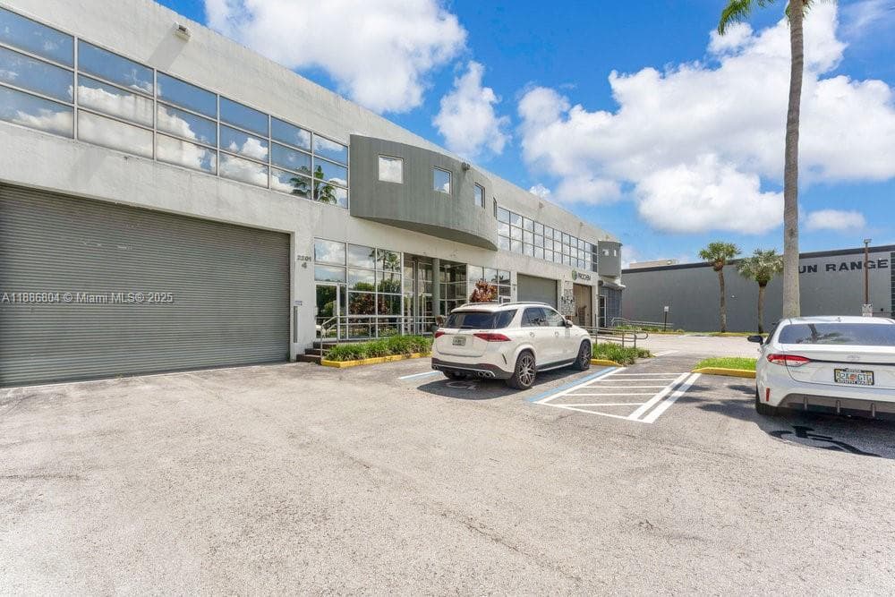 2201 NW 102nd Pl # 4A, Doral FL 33172