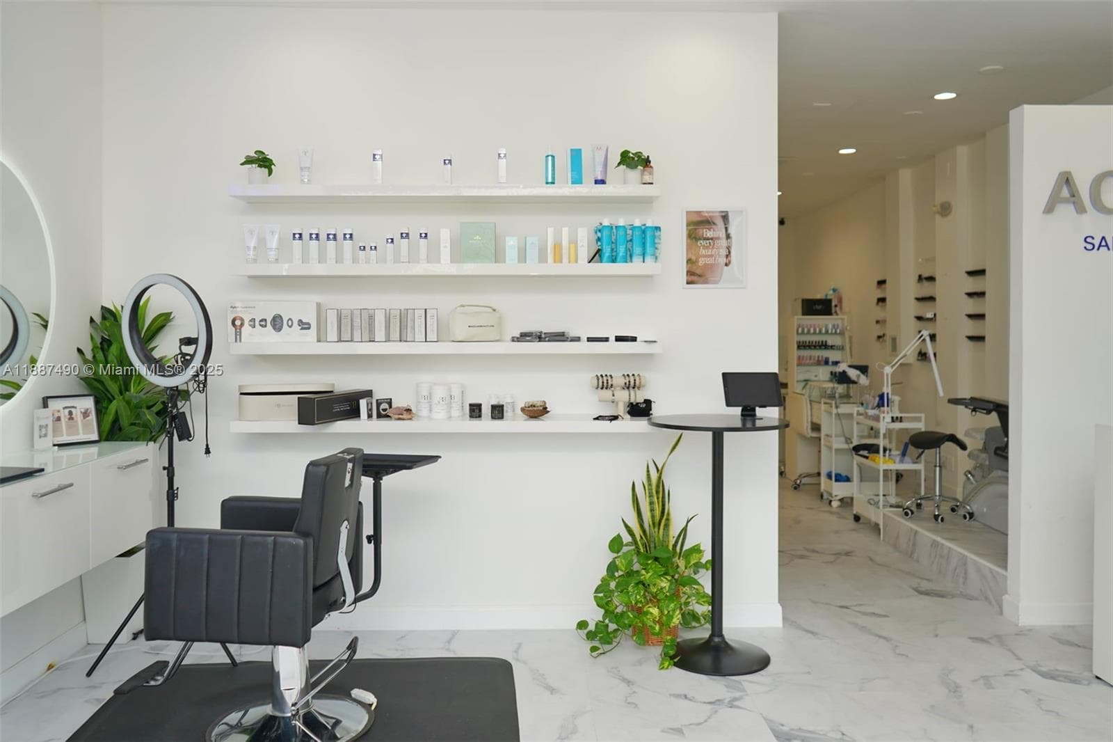 218 Commercial Blvd # 108, Lauderdale By The Sea FL 33308