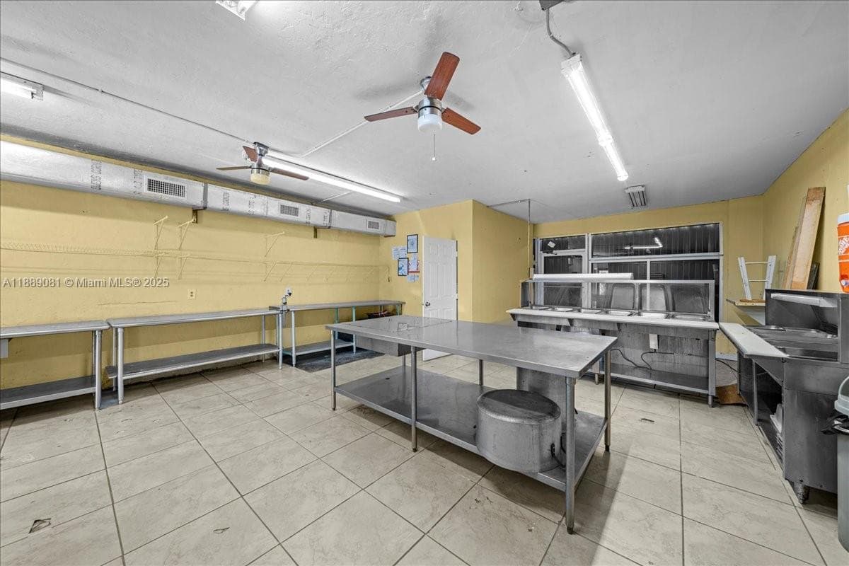2313 NW 27th Ave, Miami FL 33142
