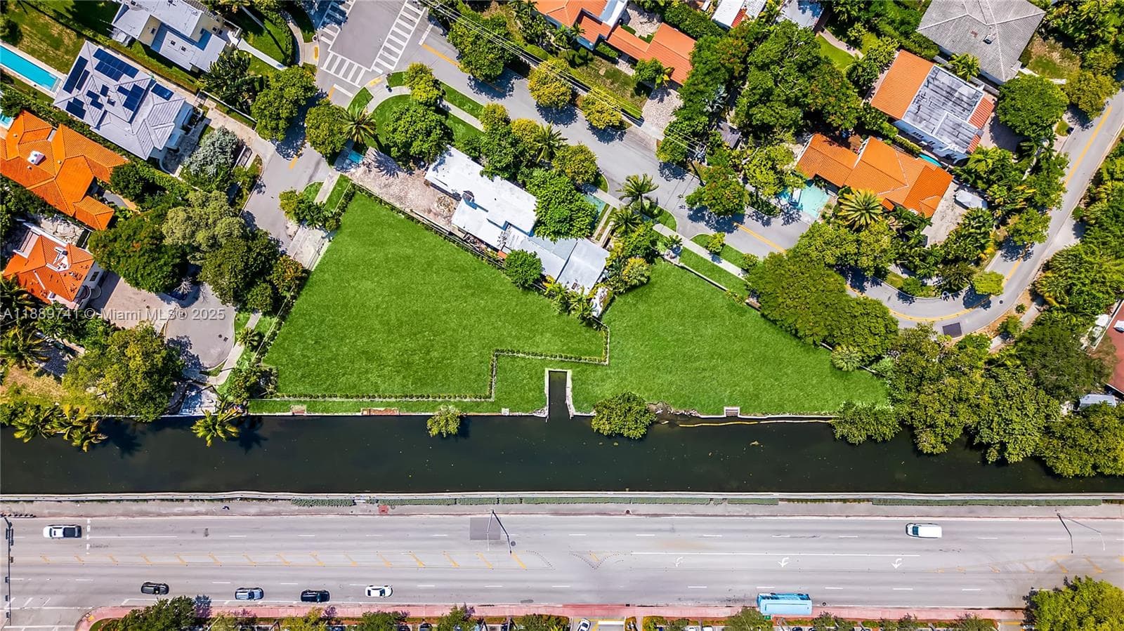 18th st Michigan Ave, Miami Beach FL 33139