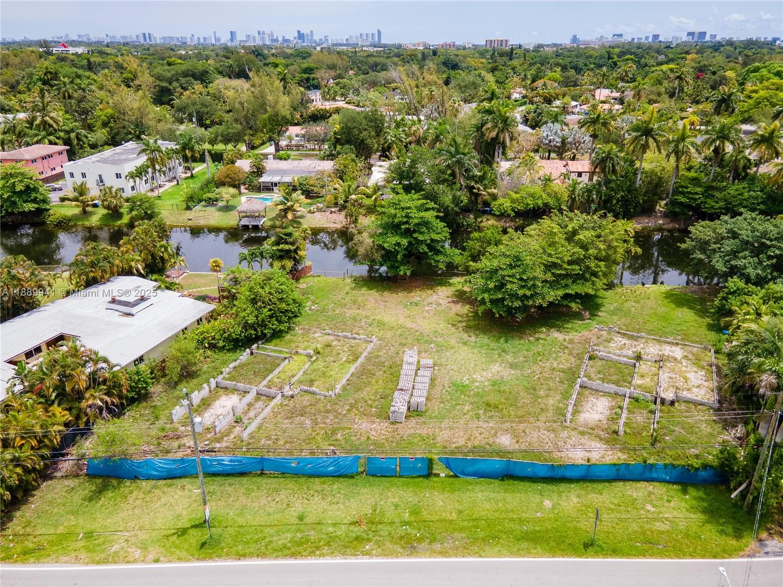 11595 W Biscayne Canal Rd, Miami FL 33161