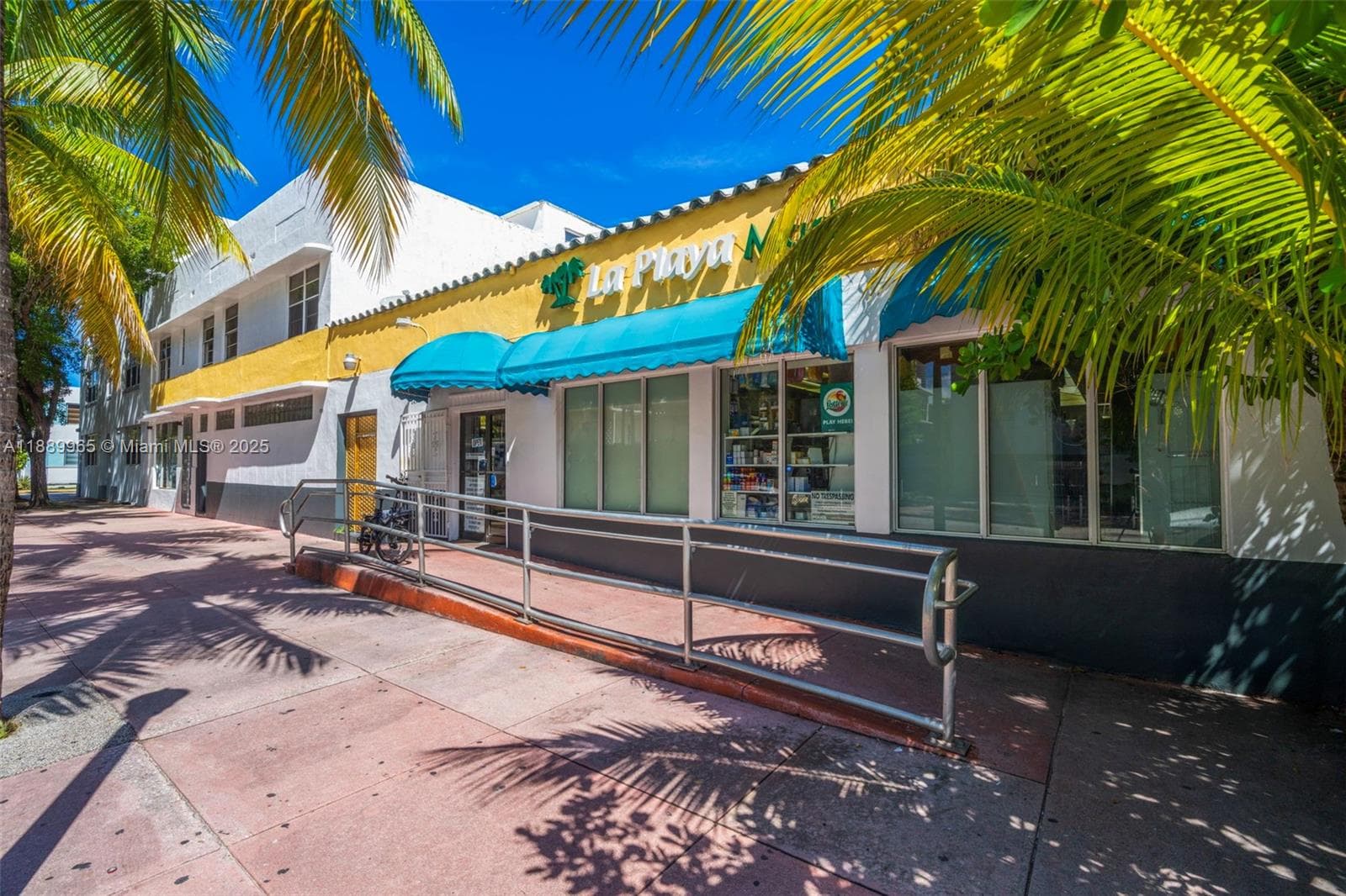 249 Collins Ave, Miami Beach FL 33139