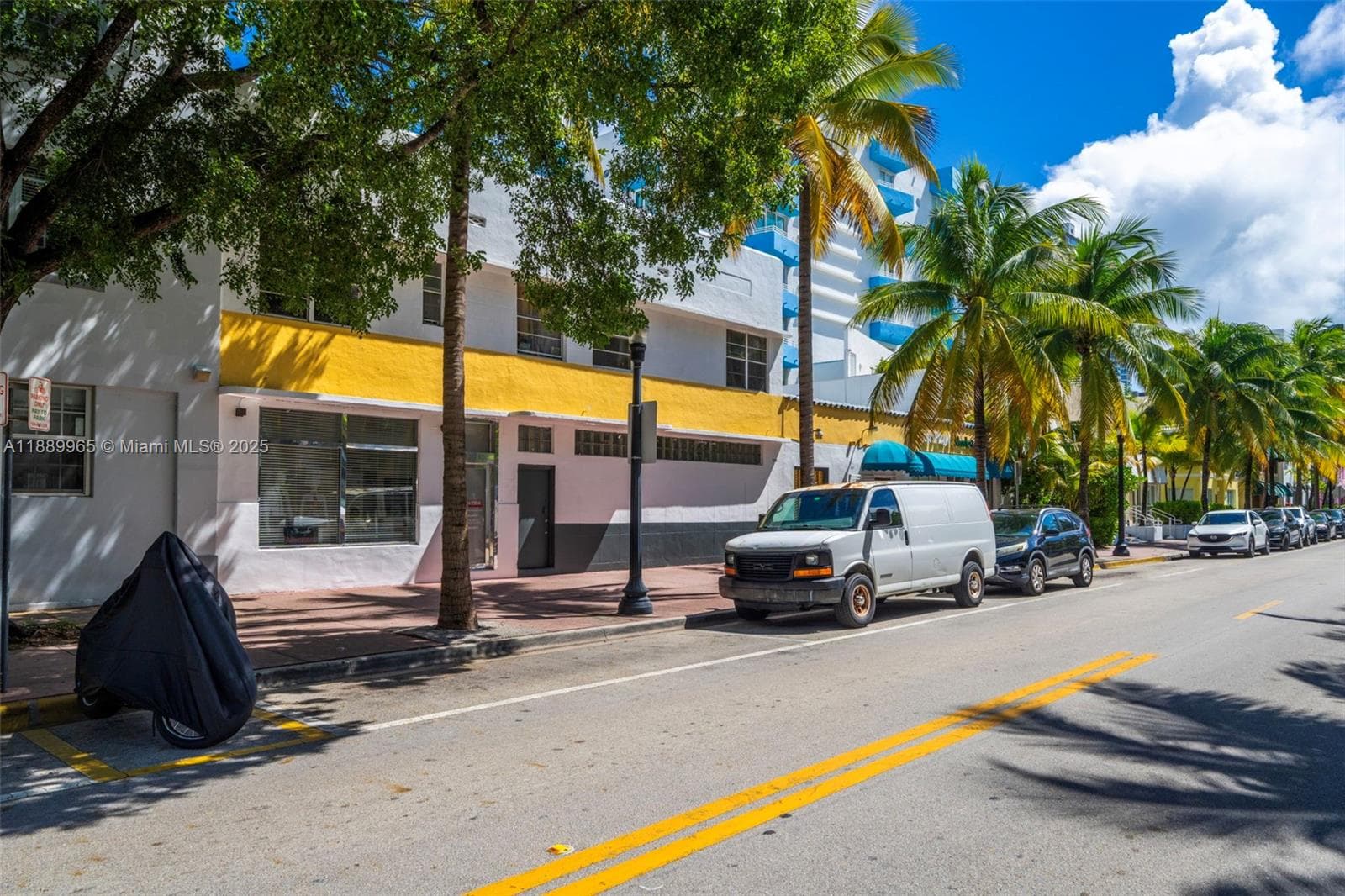 249 Collins Ave, Miami Beach FL 33139
