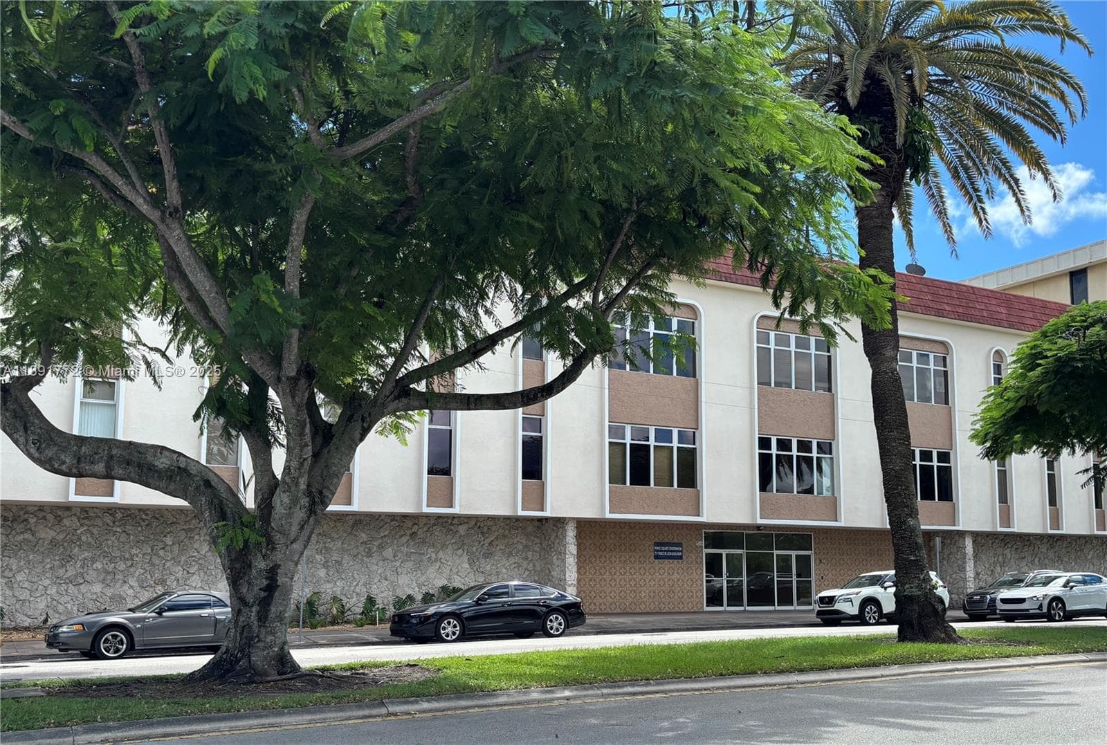 717 Ponce De Leon Blvd # 328, Coral Gables FL 33134