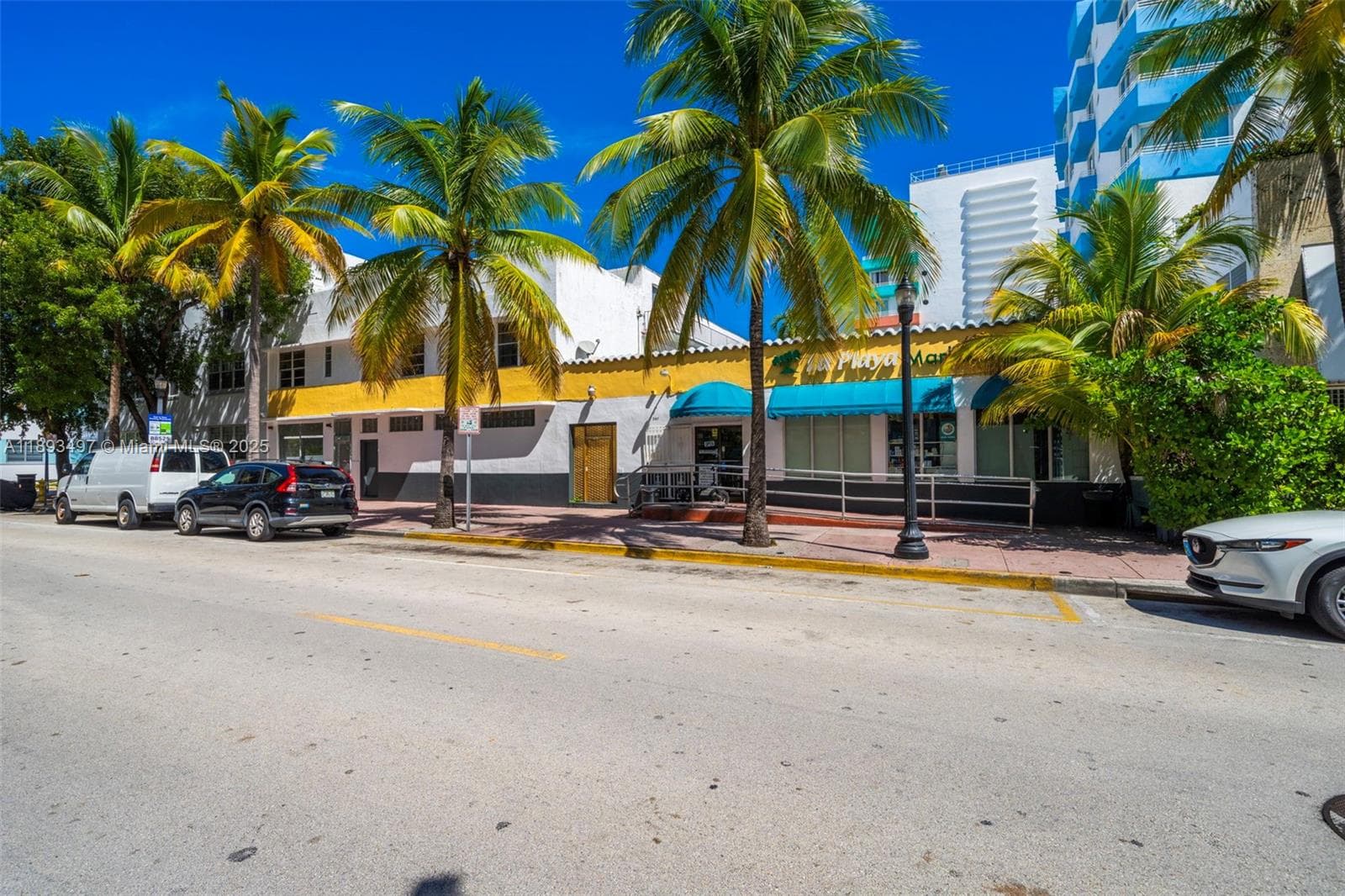 249 Collins Ave, Miami Beach FL 33139