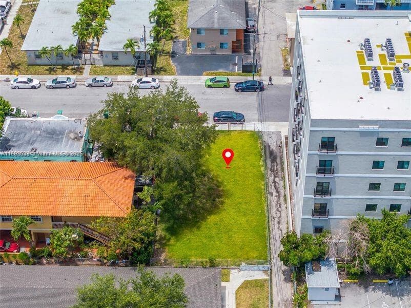 129 SW 21st Ave, Miami FL 33135