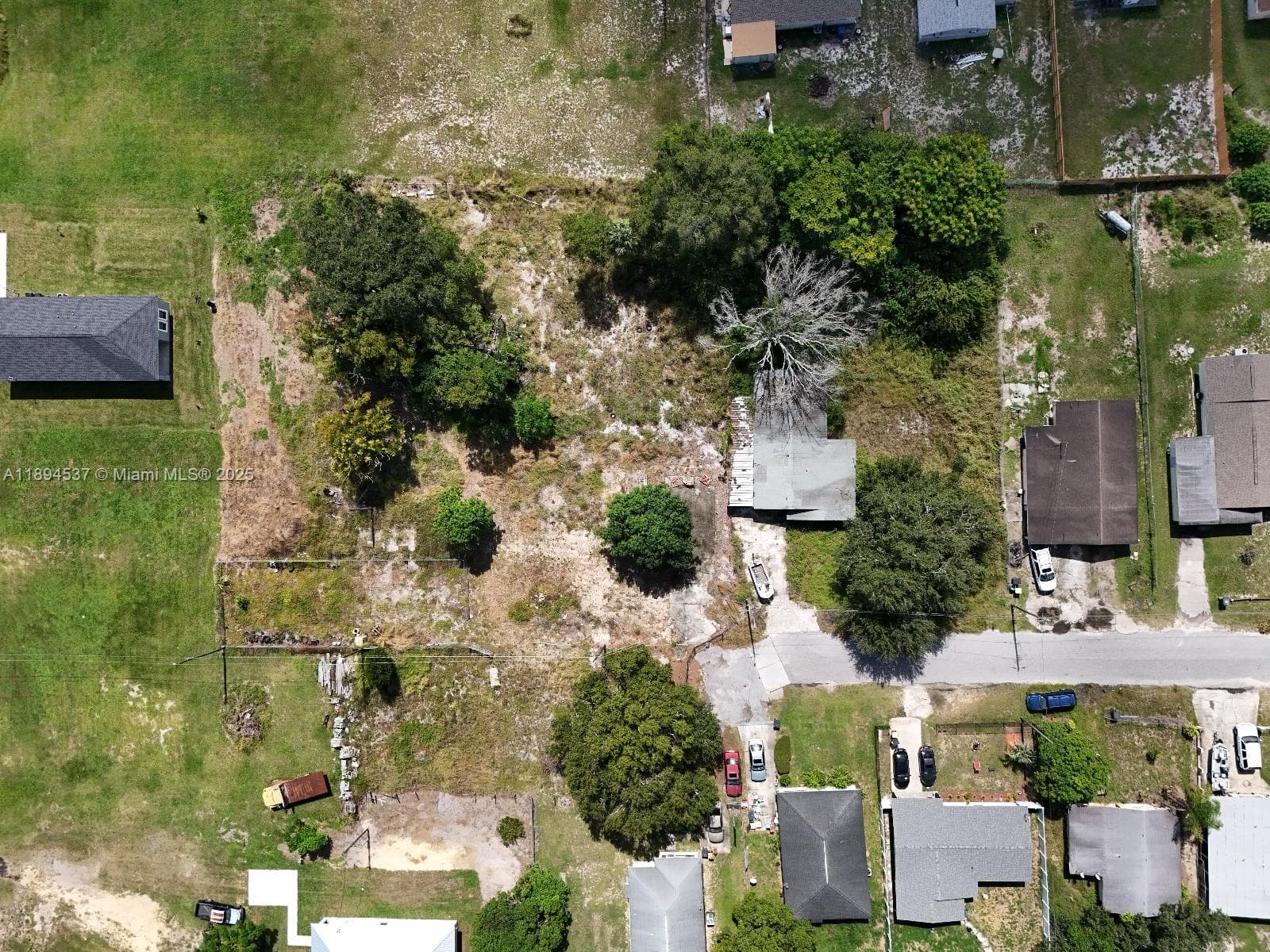 219 SHEILA LANE, Lake Wales FL 33859