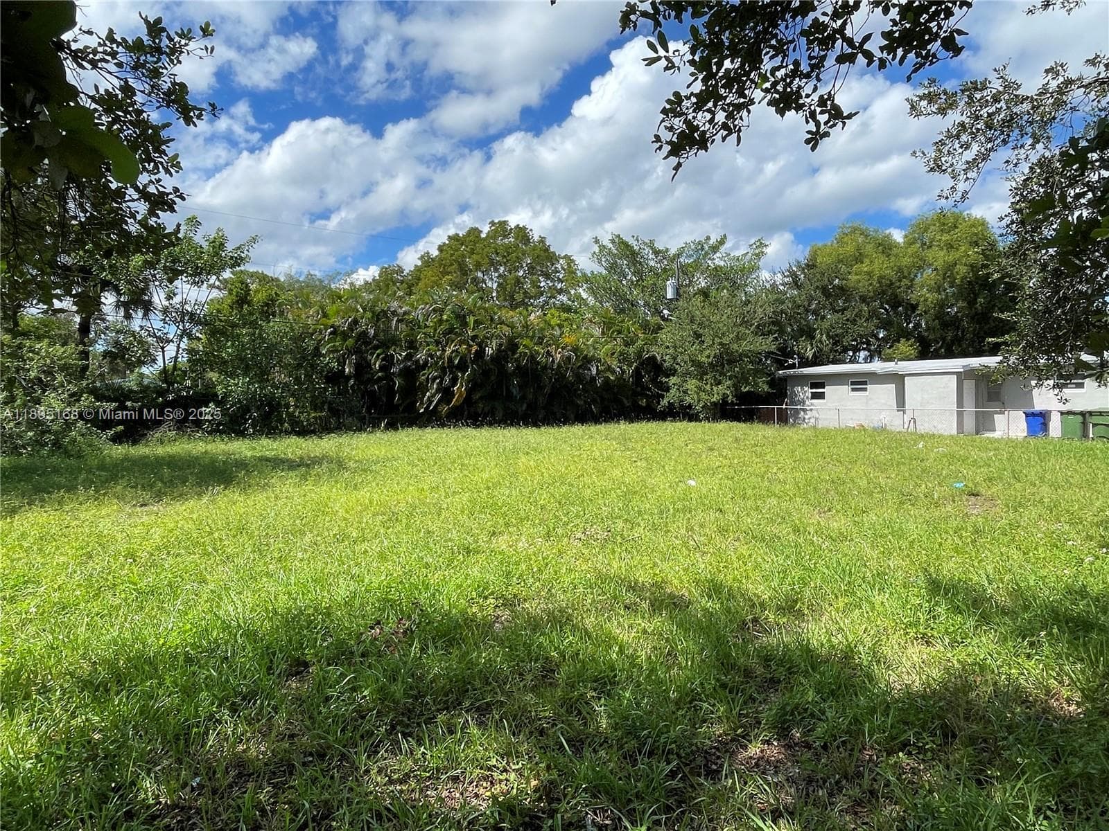 833 NW 12th Ave, Fort Lauderdale FL 33311