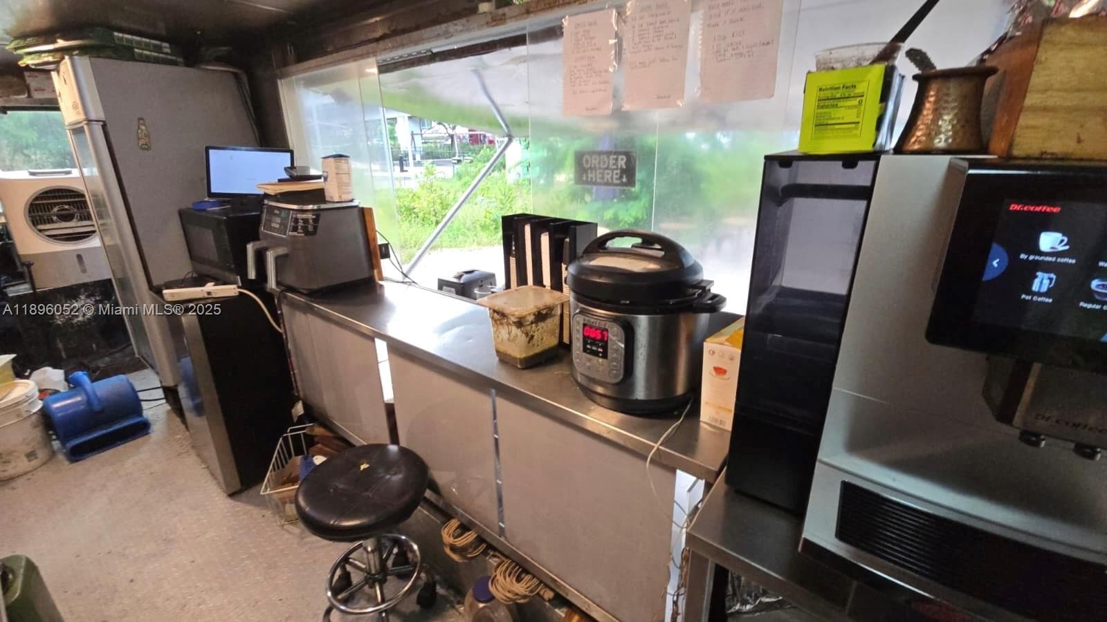 Mediterranean Food Truck For Sale In Miami, Miami FL 33130