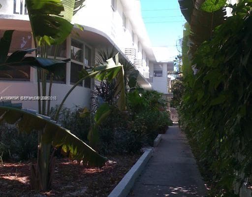 845 Michigan Ave, Miami Beach FL 33139
