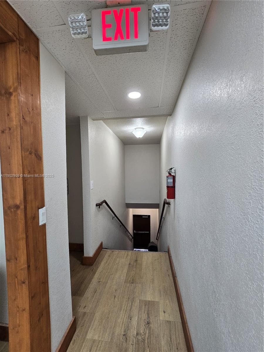 3580 NW 32nd St, Miami FL 33142