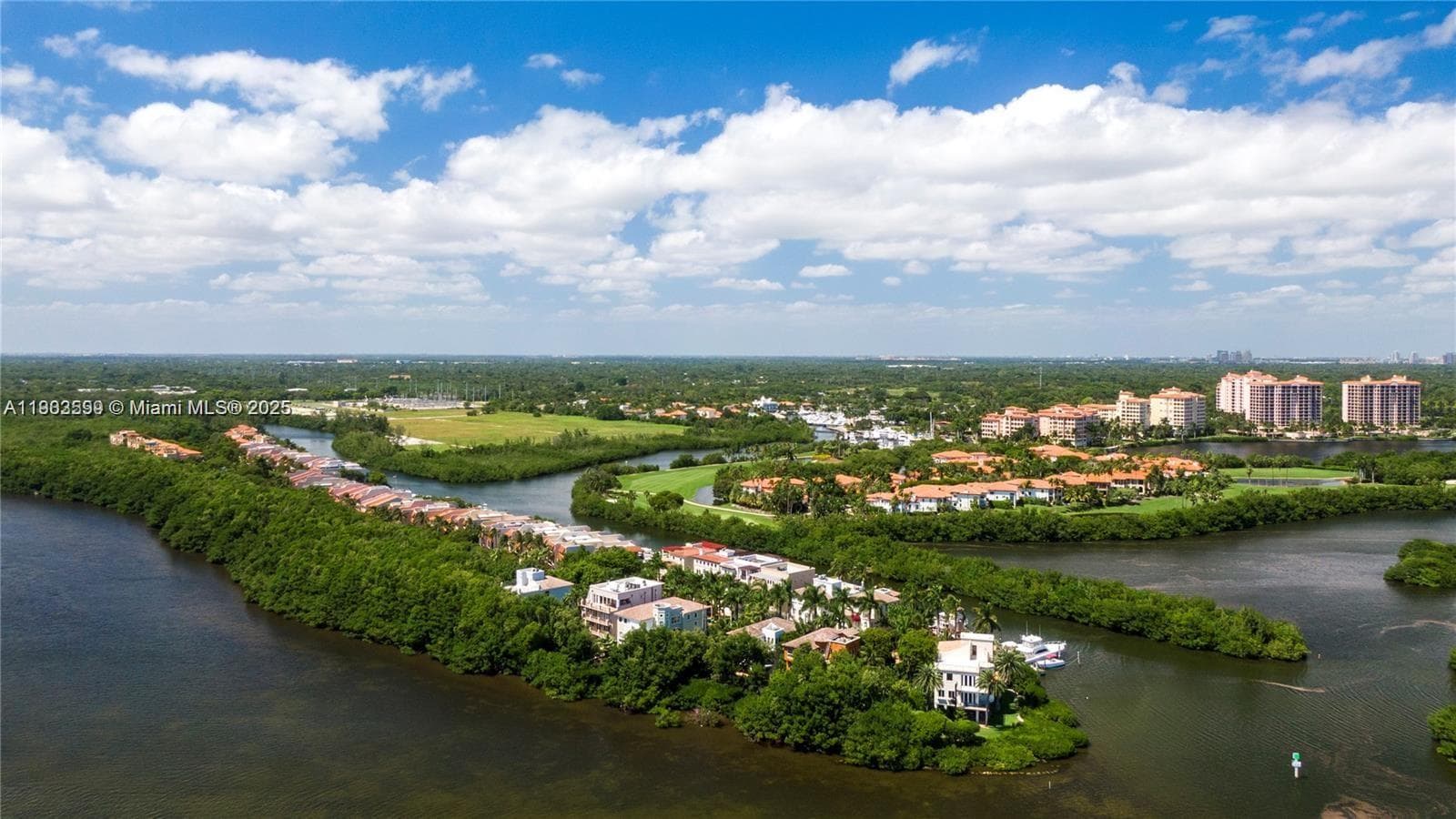5863 Paradise Point Dr, Palmetto Bay FL 33157