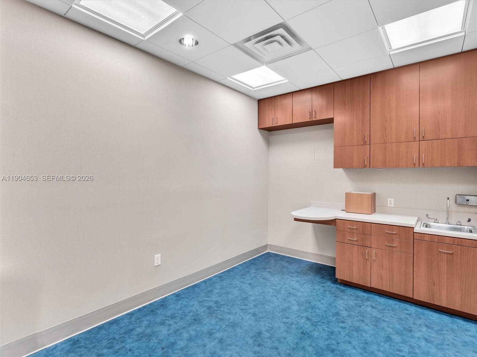 20900 NE 30th Ave # 207, Aventura FL 33180