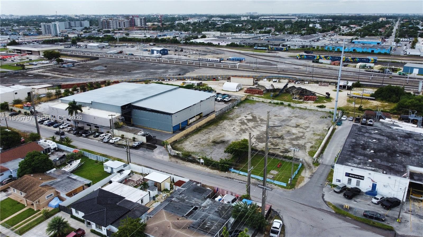 8650 NW 36 Ave, Miami FL 33147