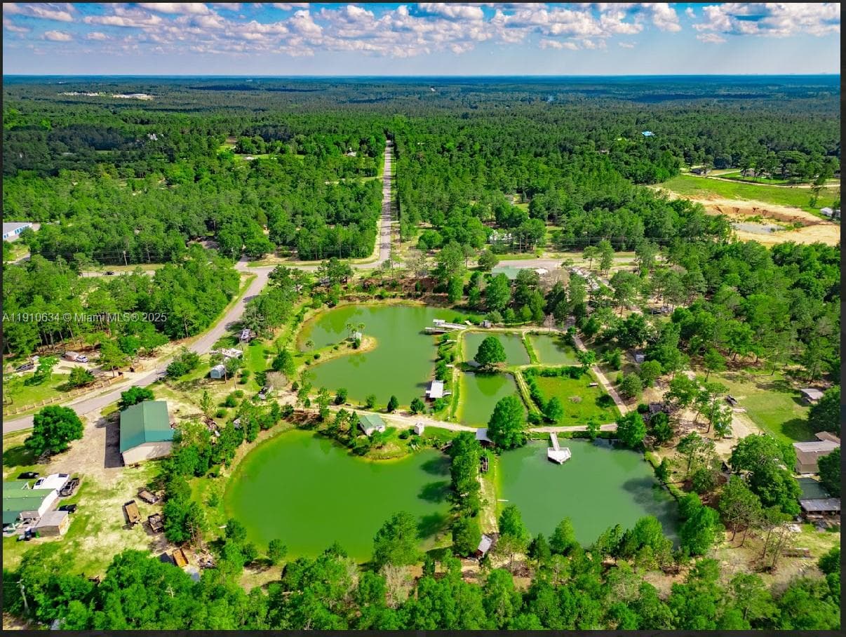 6291 Coy Burgess, Other City - In The State Of Florida FL 32433