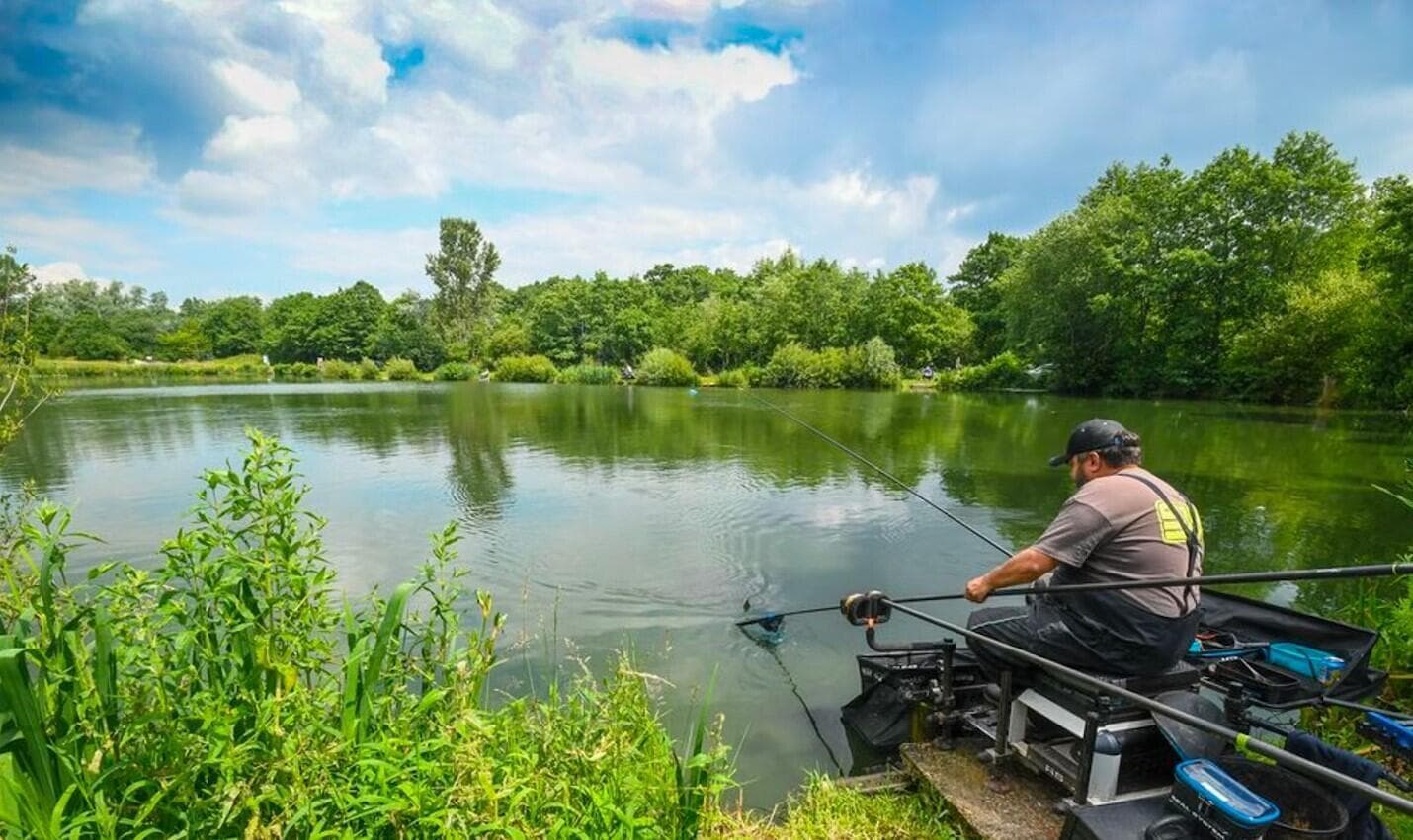 INTERLACHEN LAKE ESTATES