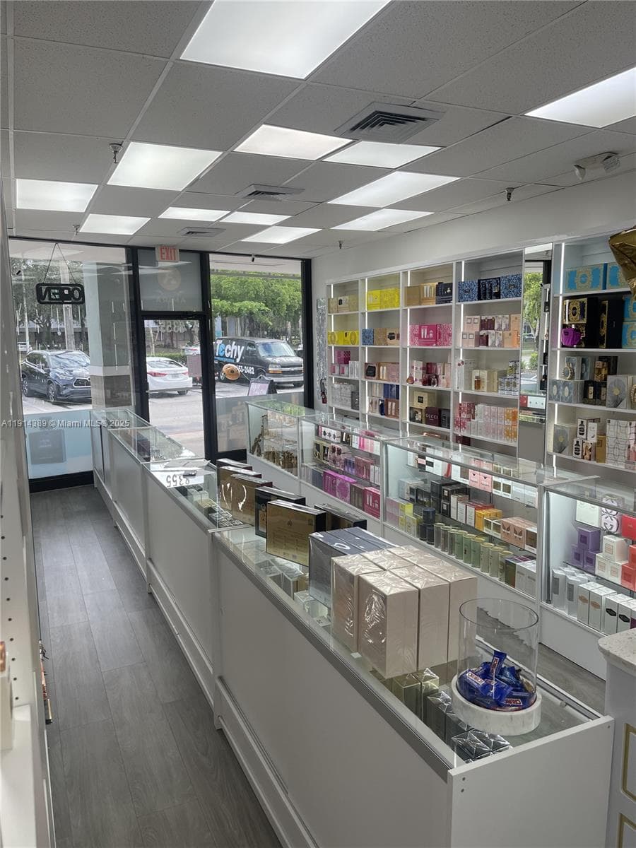 Plantation, FL, 33322
