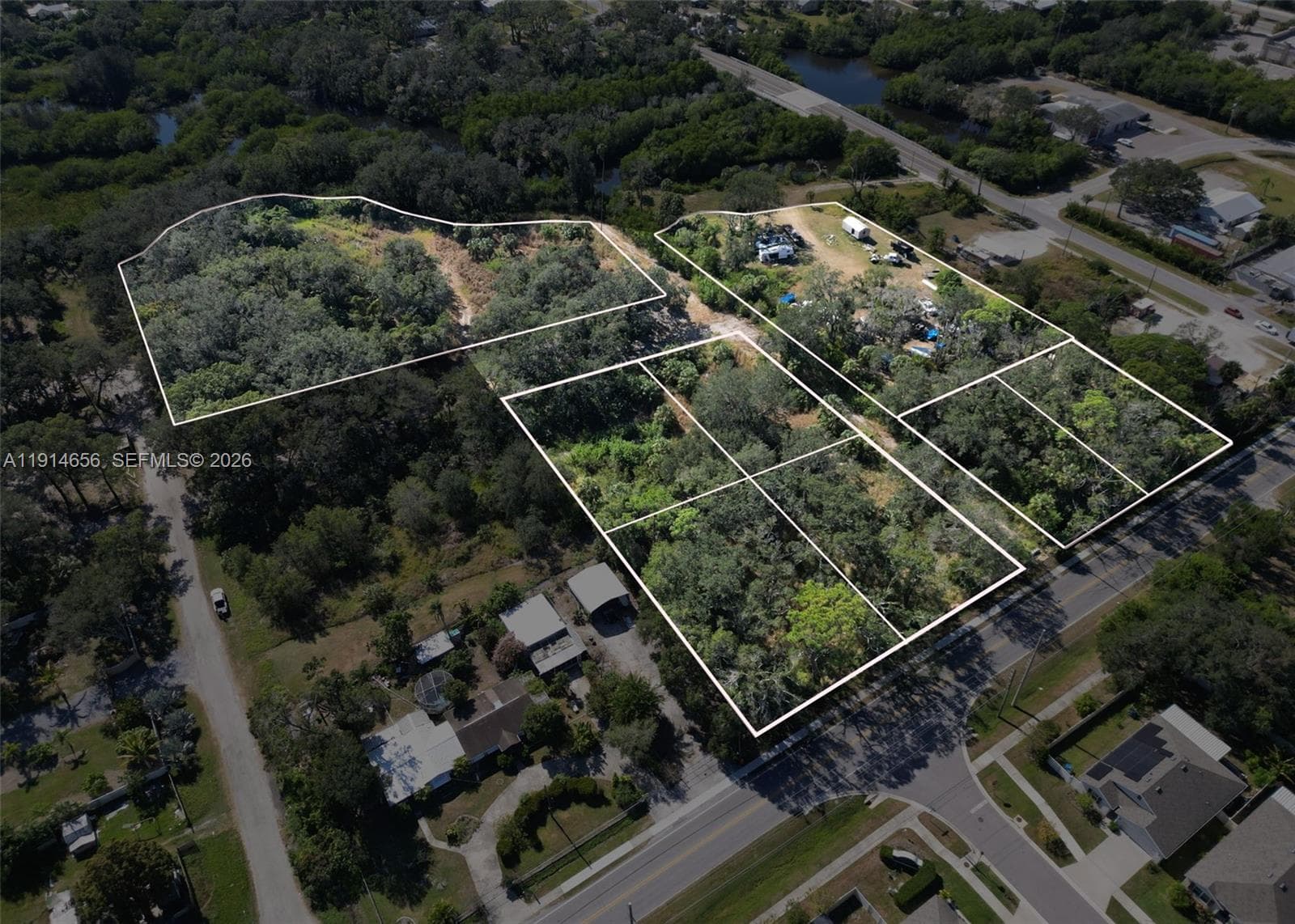 301 E Shell Point Road, Tampa FL 33570